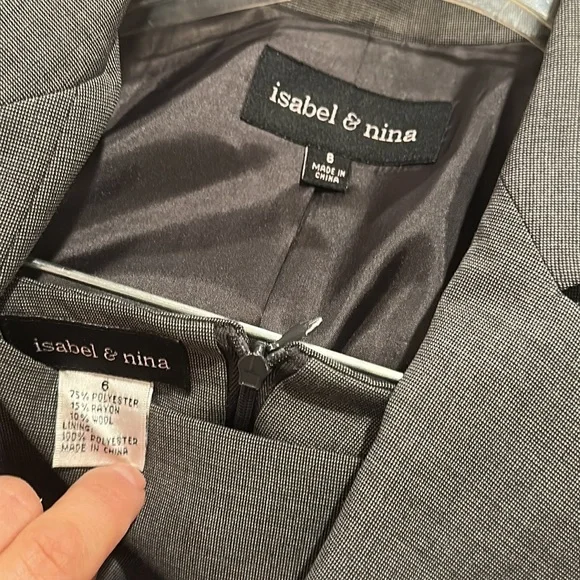 Isabel & Nina suit- jacket + skirt. Size 6/runs big. Polyester rayon wool. Lined - Picture 9 of 9